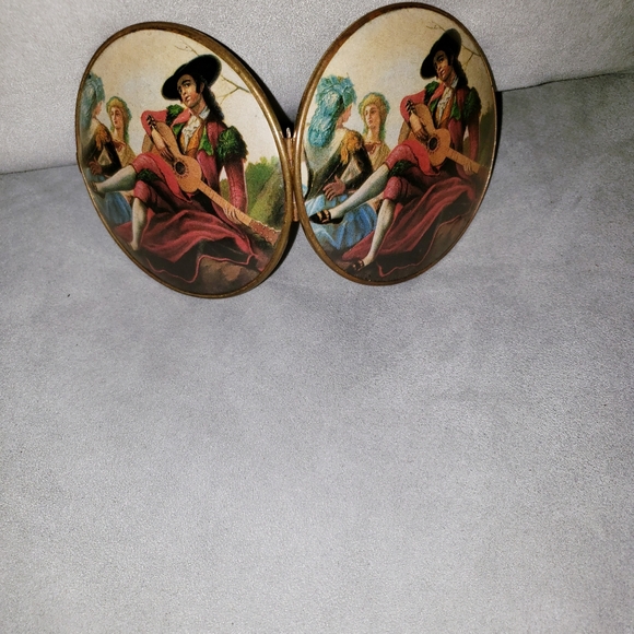 Vintage Double Mirror Compact - Picture 2 of 4